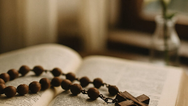 Terço de Sexta: Paz e Bençãos Imediatas na Sua Oração